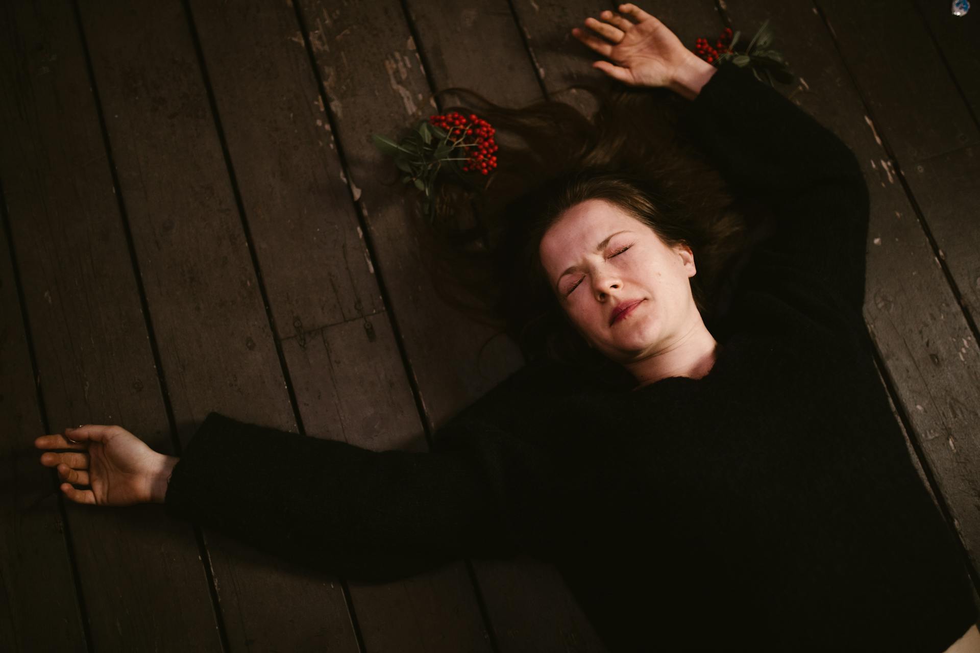 CHILDHOOD TRAUMA, ADULT RELATIONSHIPS